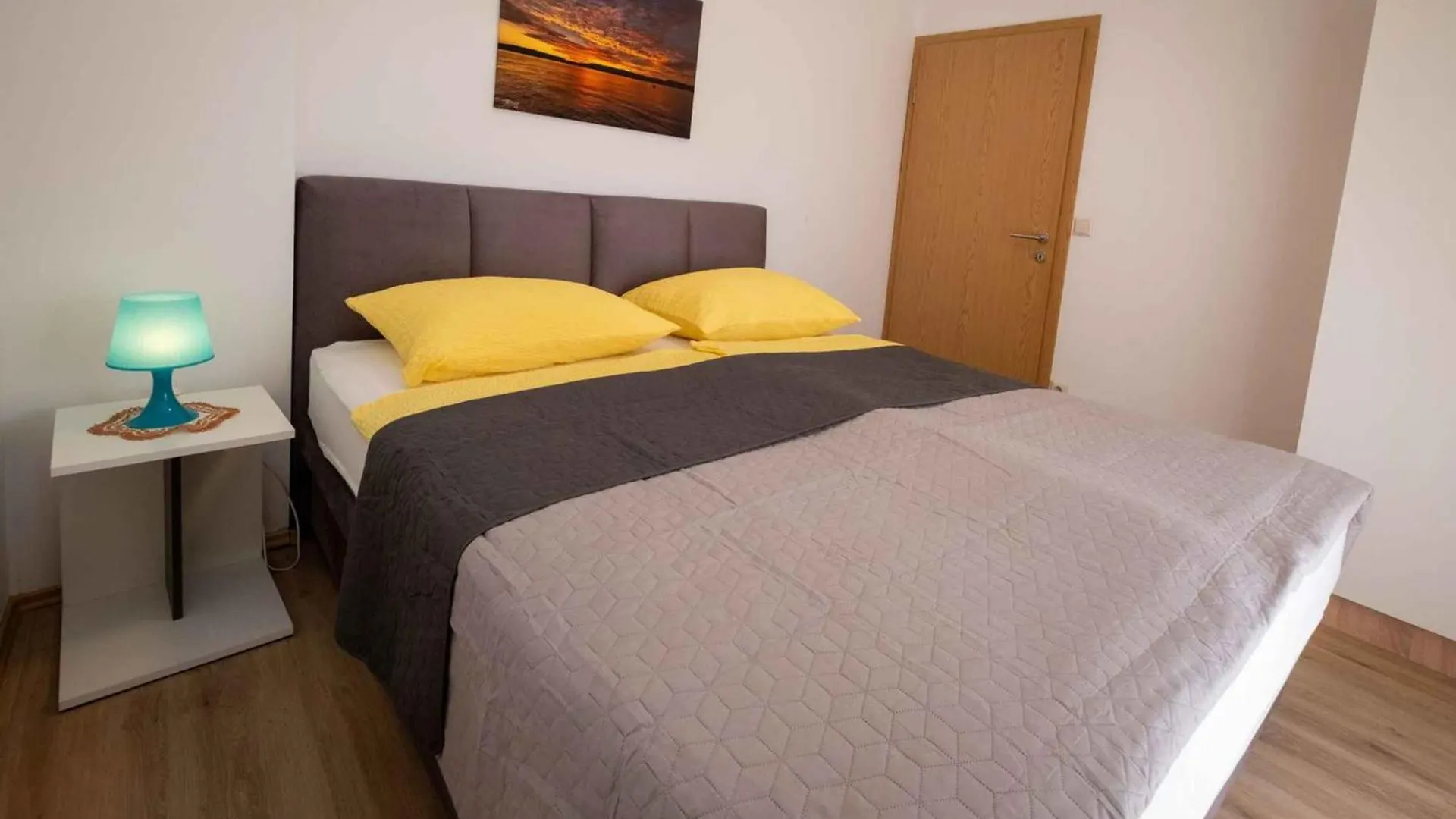Apartments In Malinska - Insel Krk 53431