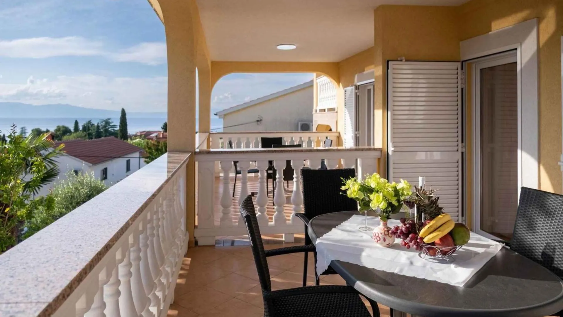 Apartments In Malinska - Insel Krk 53431 Hırvatistan